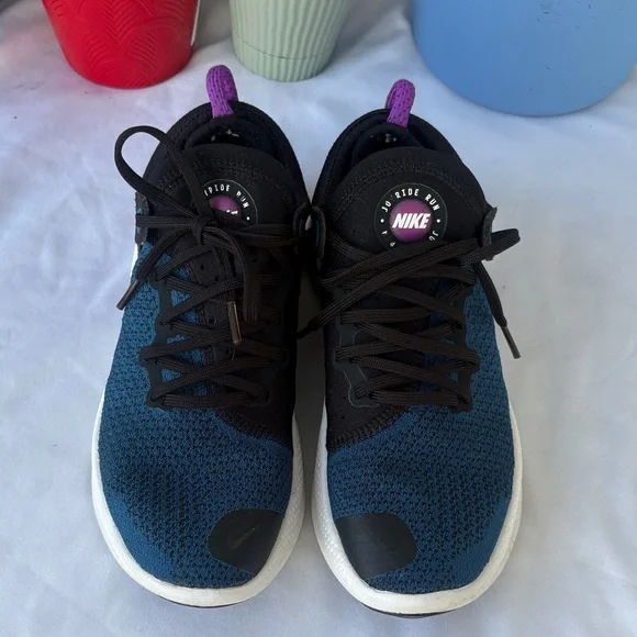 Nike Blue and Black Knit Running Shoes with Purple Tabs - Picture 2 of 6